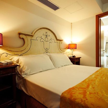 Vico Regio Hotel Casarano Exteriör bild