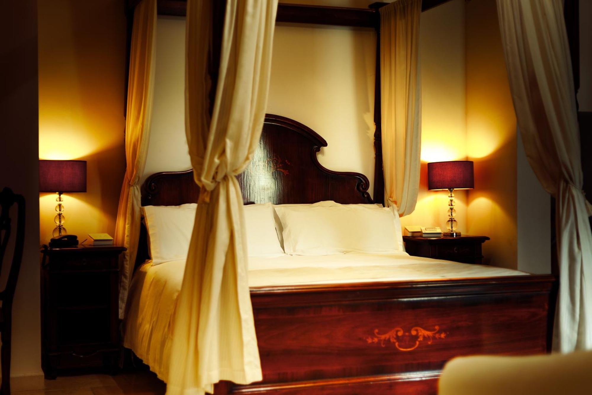 Vico Regio Hotel Casarano Exteriör bild
