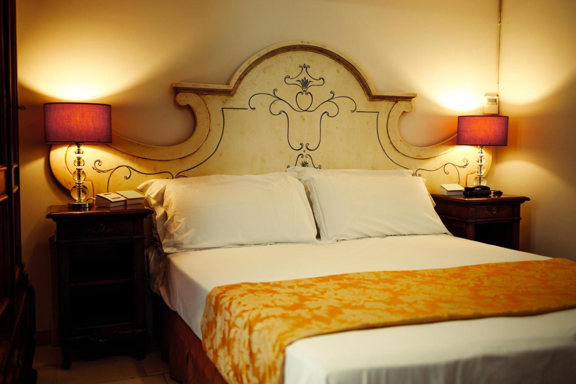Vico Regio Hotel Casarano Exteriör bild