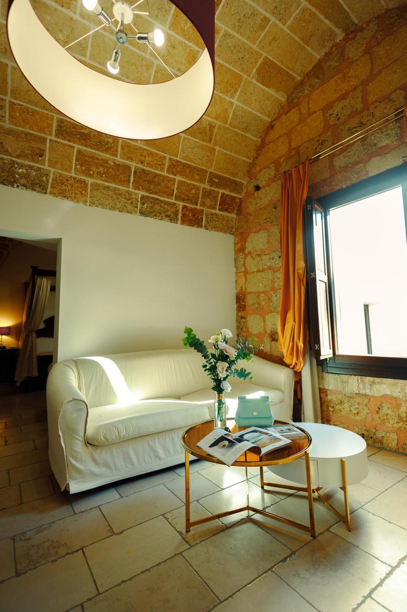 Vico Regio Hotel Casarano Exteriör bild