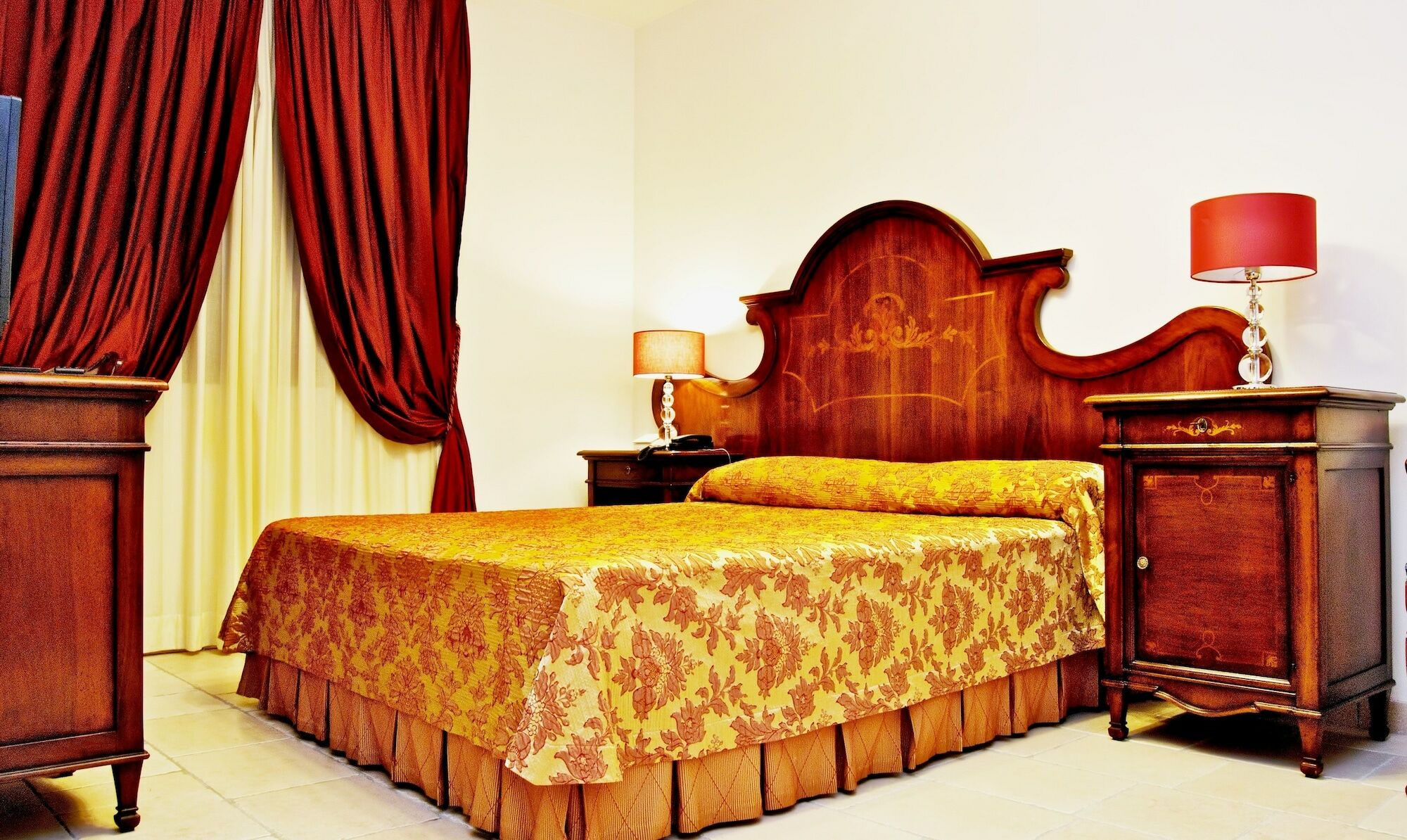 Vico Regio Hotel Casarano Exteriör bild